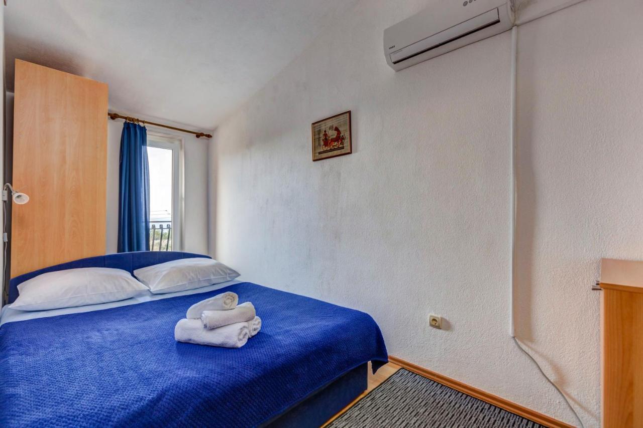 Apartment Jelcic Подстрана Экстерьер фото